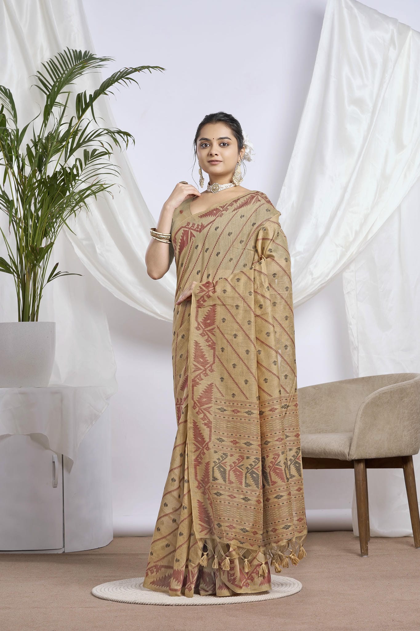 Deep Teal Zari Jamdani Muga-Cotton Saree | Woven Geometric Borders