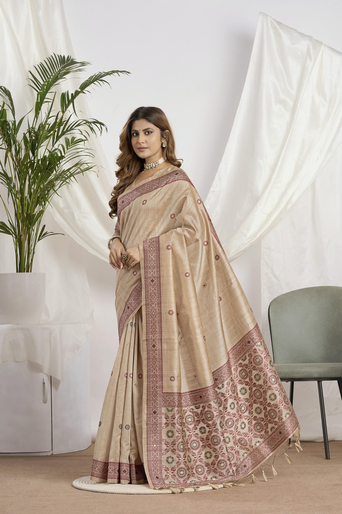 Dhakai Jamdani Saree in Beige with Woven Mirror Work