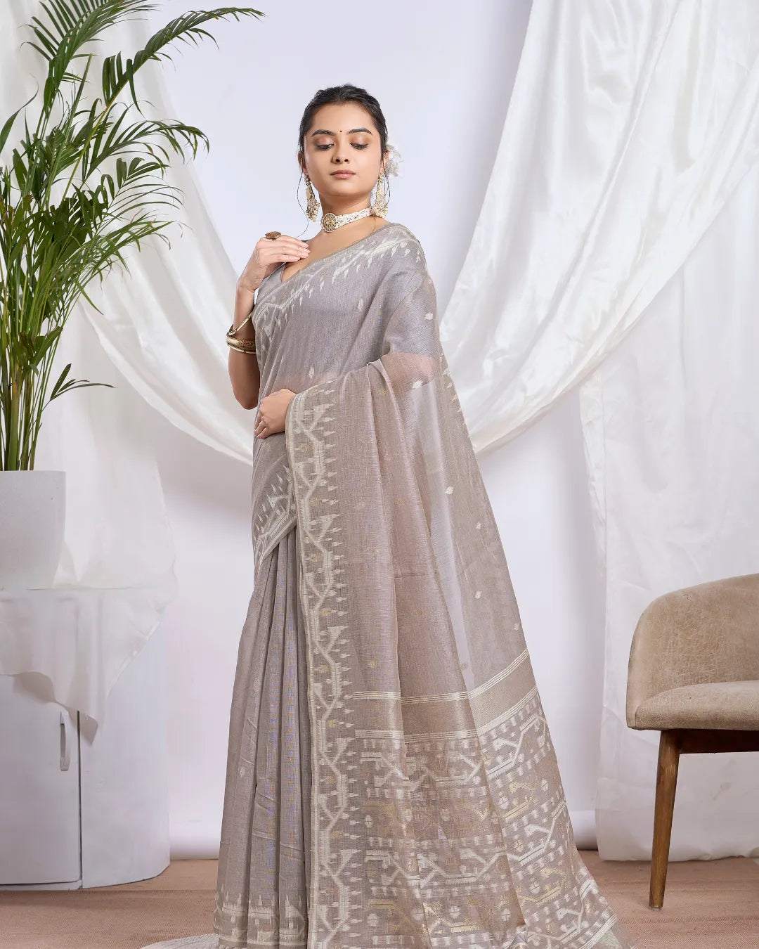 Silver Mist – Gray Muga Cotton Saree with Contemporary Weave