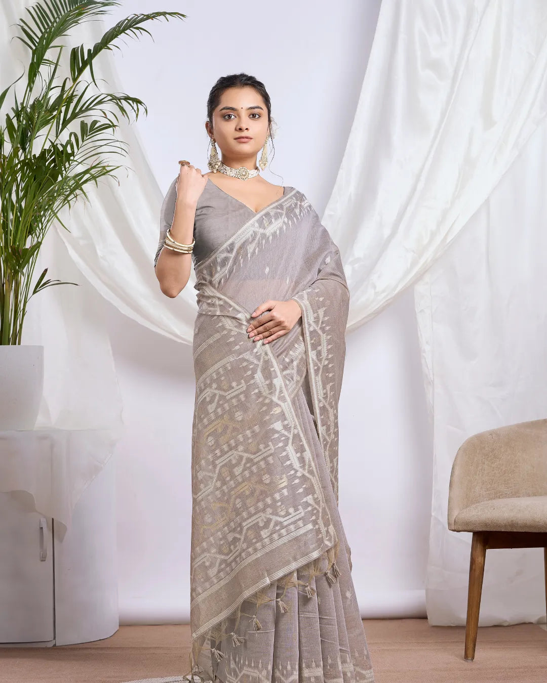 Silver Mist – Gray Muga Cotton Saree with Contemporary Weave