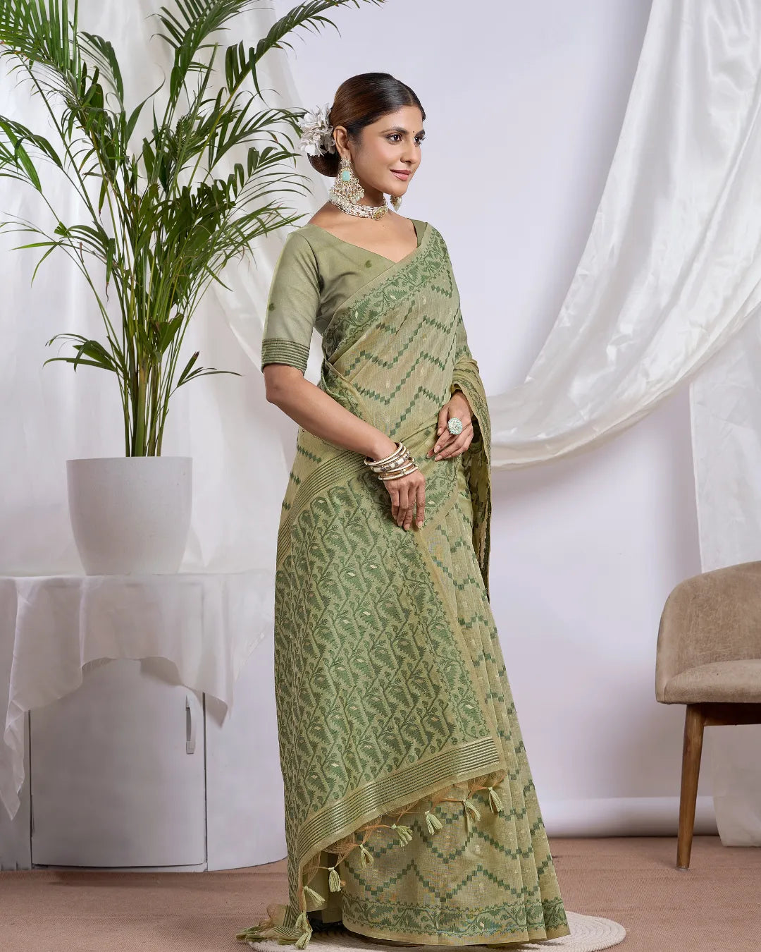 Pista Green Geometric Muga Cotton Jamdani Saree