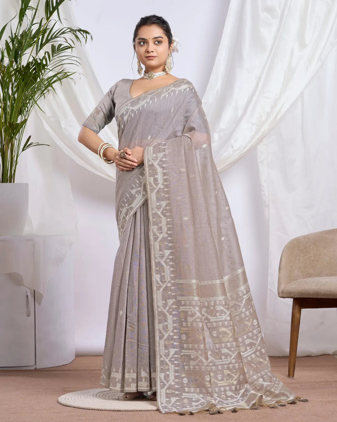 Silver Mist – Gray Muga Cotton Saree with Contemporary Weave