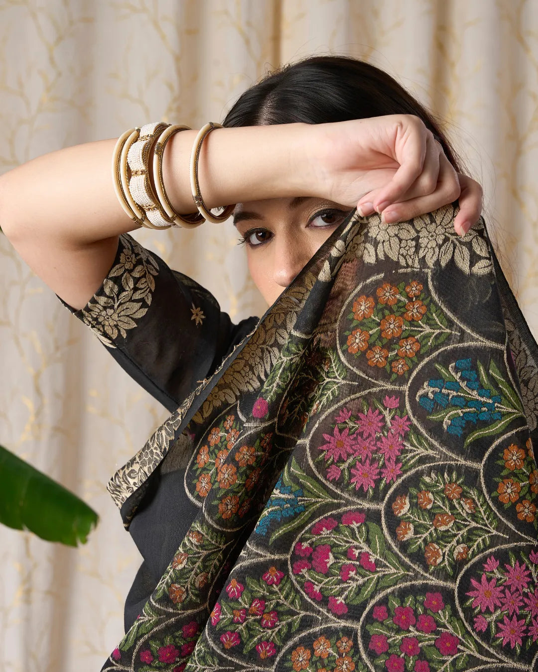 Black Muga Cotton Jamdani Saree with Multicolour Flower Pallu