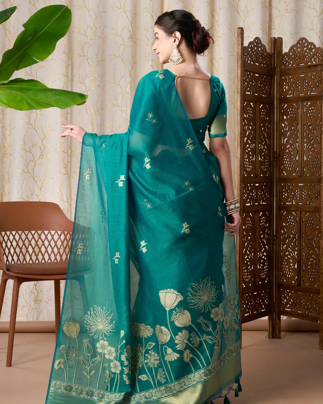 Rama Green Muga Cotton Jamdani Saree with Floral Pallu
