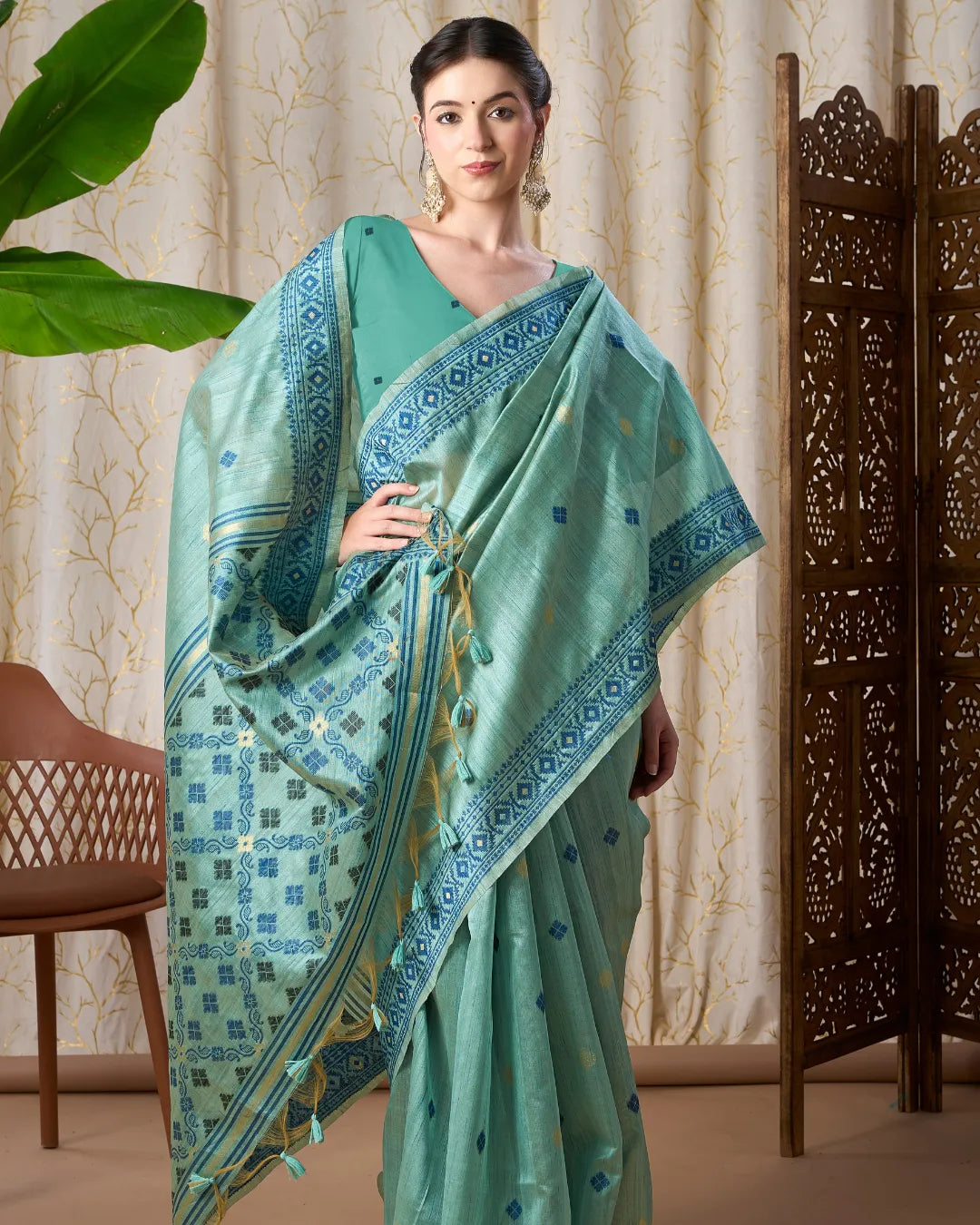 Azure Dreams – Sky Blue Tassar Silk Saree with Jamdani Elegance