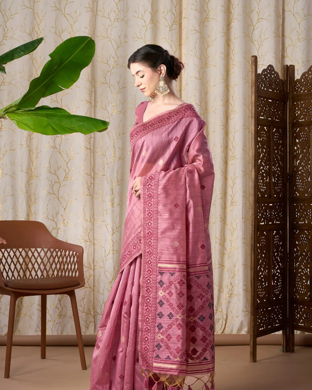 Onion Pink Jamdani Tassar Silk Saree with Resham Border