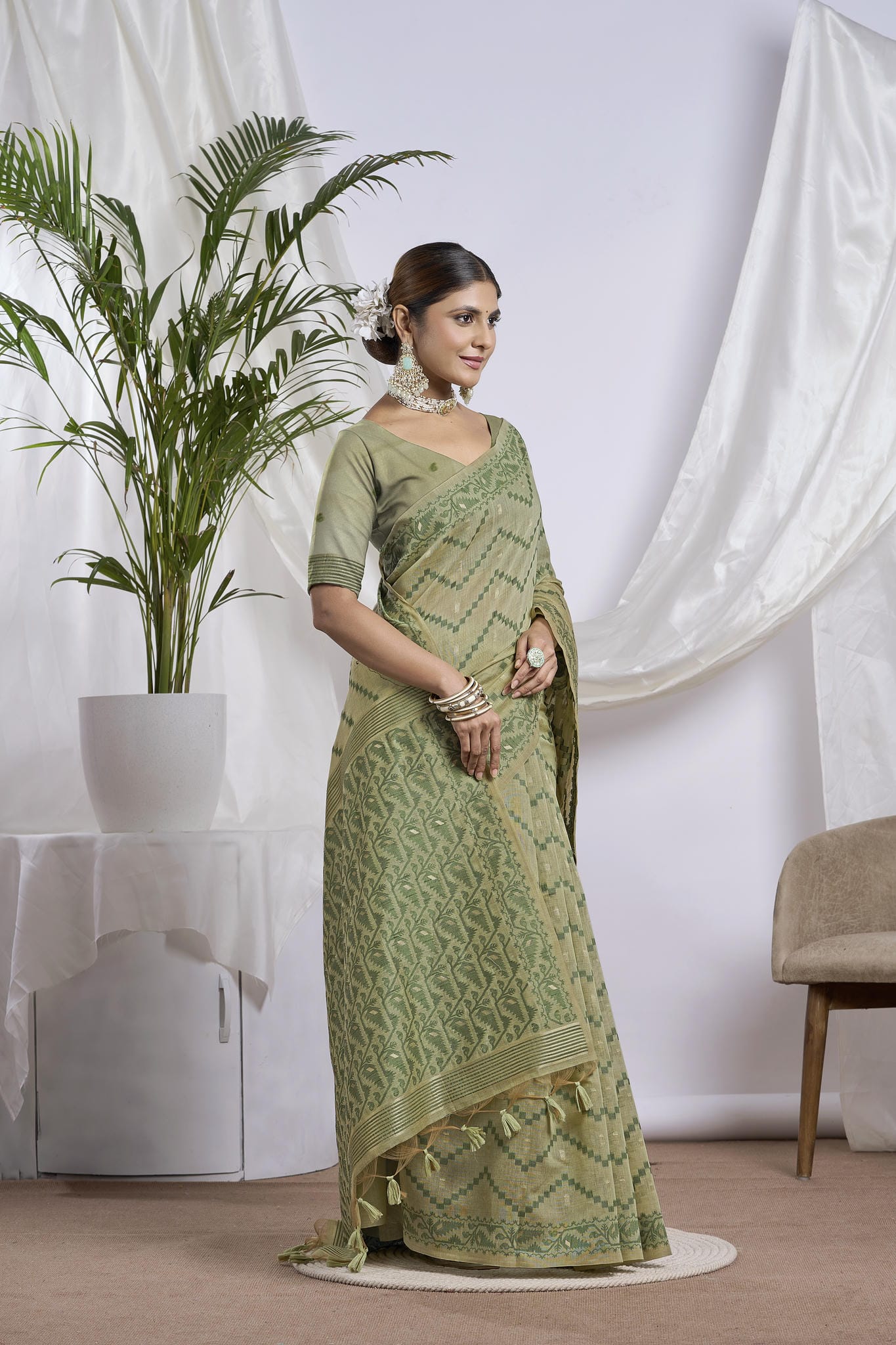 Pista Green Linen-Cotton Jamdani Saree | Woven Motifs