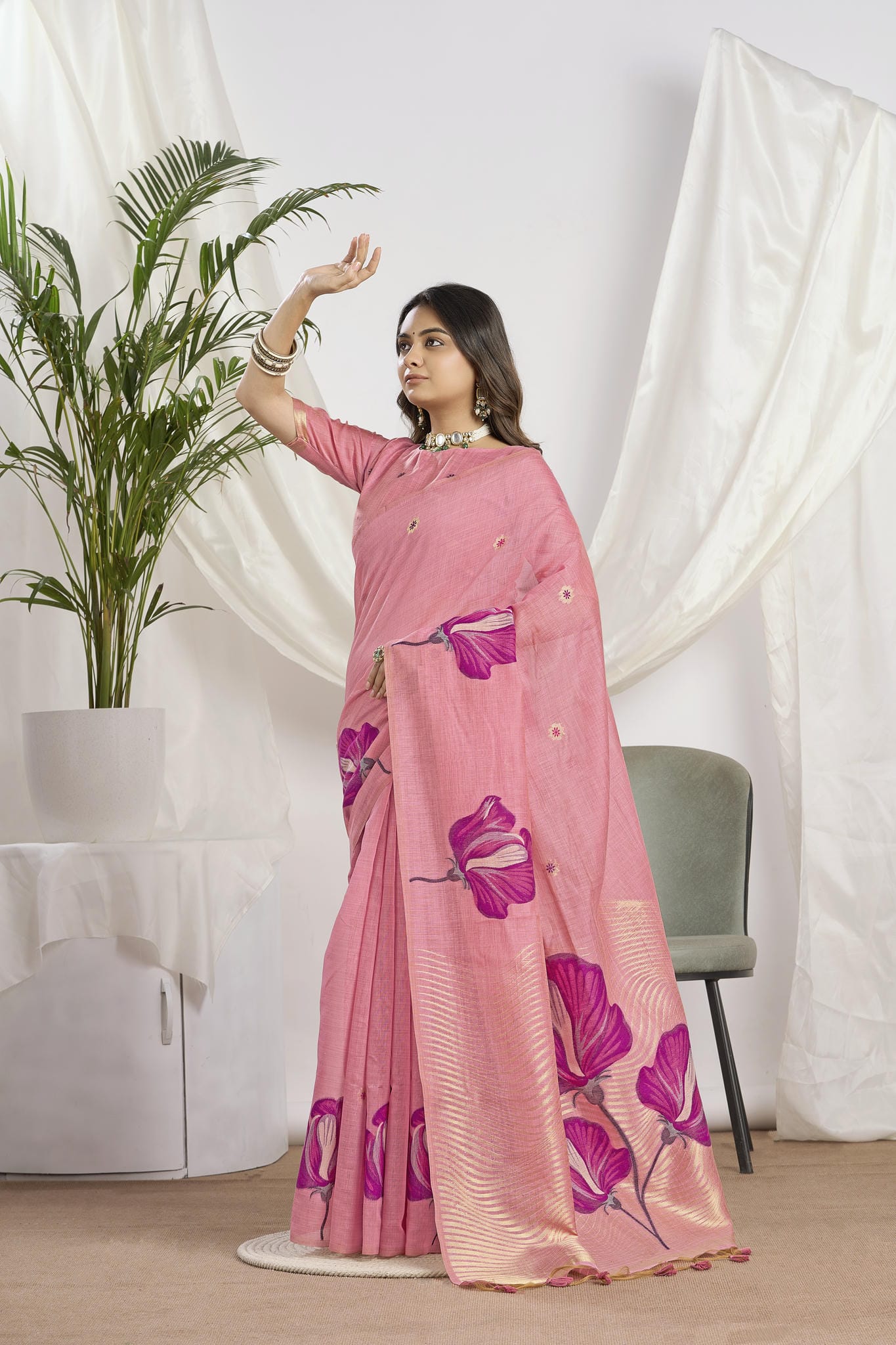 Dusty Rose Zari Jamdani Soft Cotton Saree – Woven Floral Design