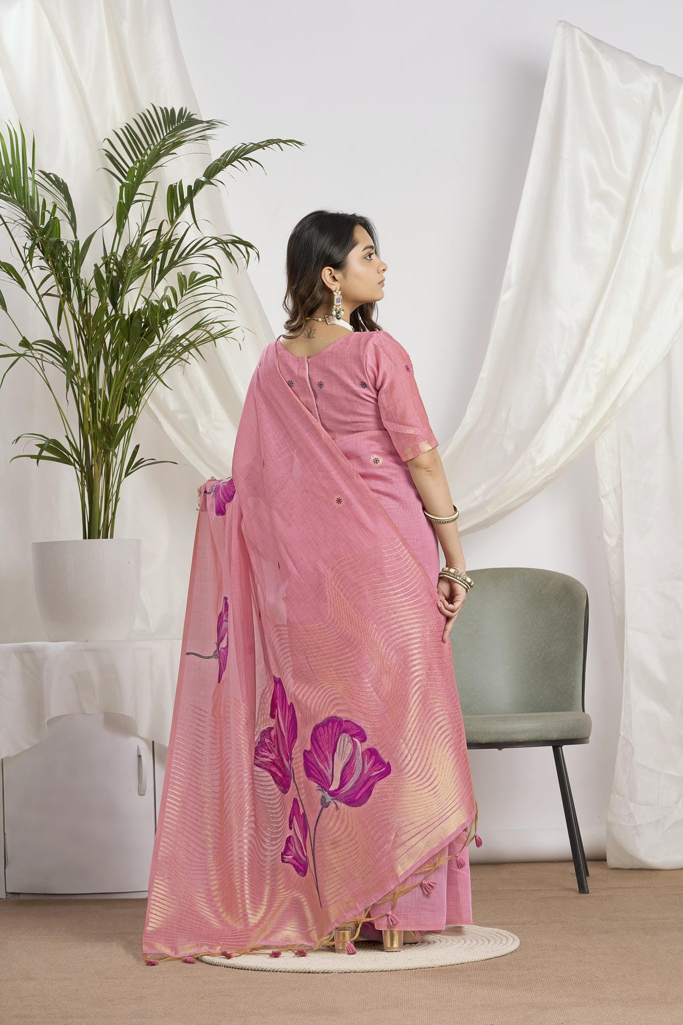 Dusty Rose Zari Jamdani Soft Cotton Saree – Woven Floral Design