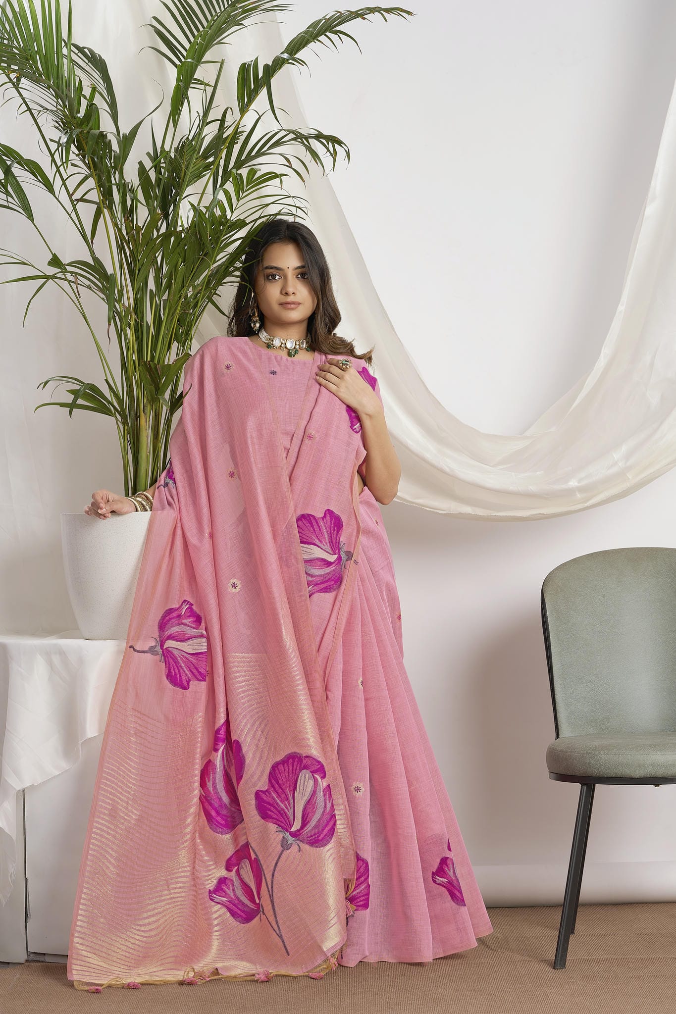 Dusty Rose Zari Jamdani Soft Cotton Saree – Woven Floral Design