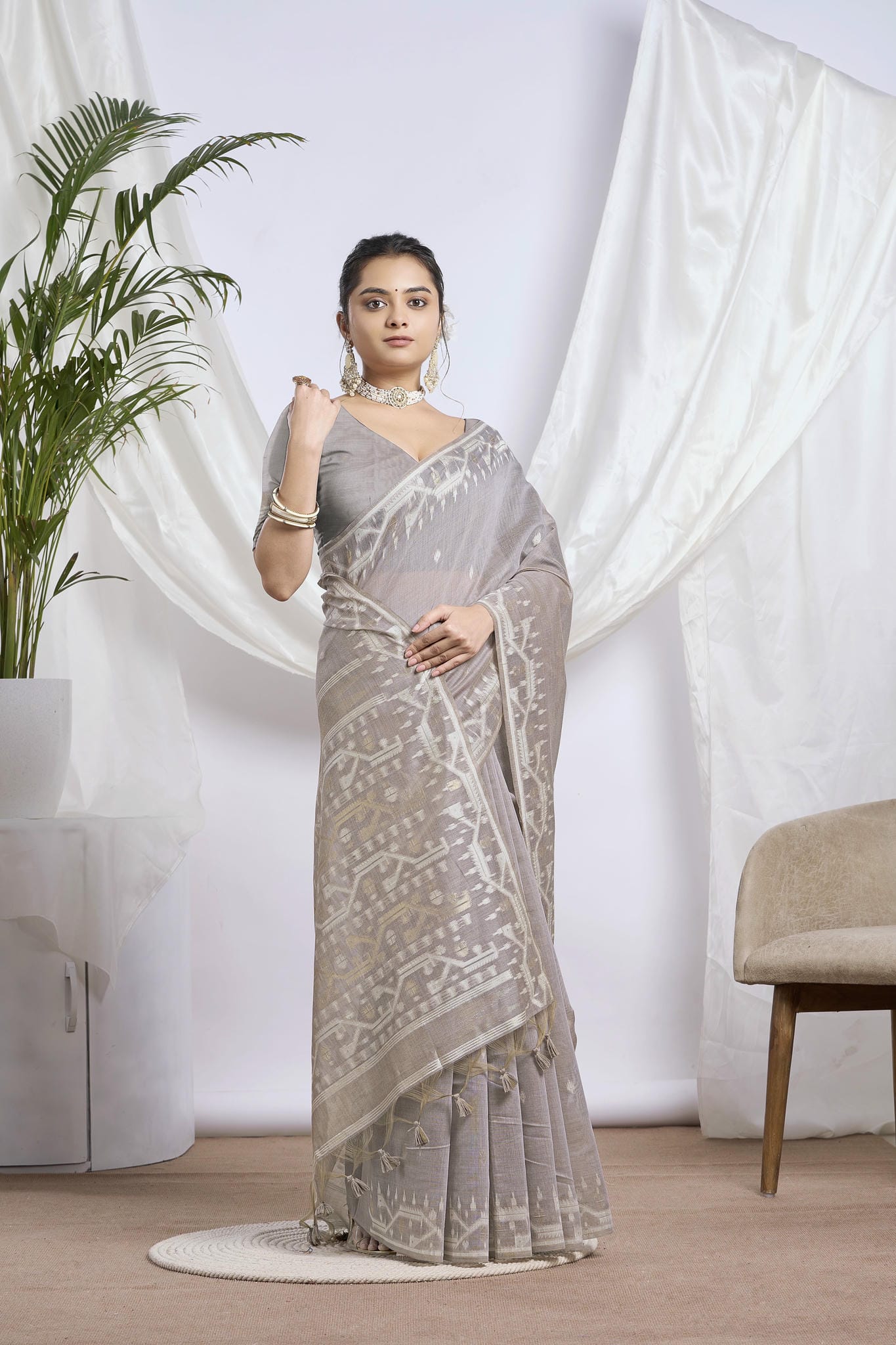 Deep Teal Zari Jamdani Muga-Cotton Saree | Woven Geometric Borders