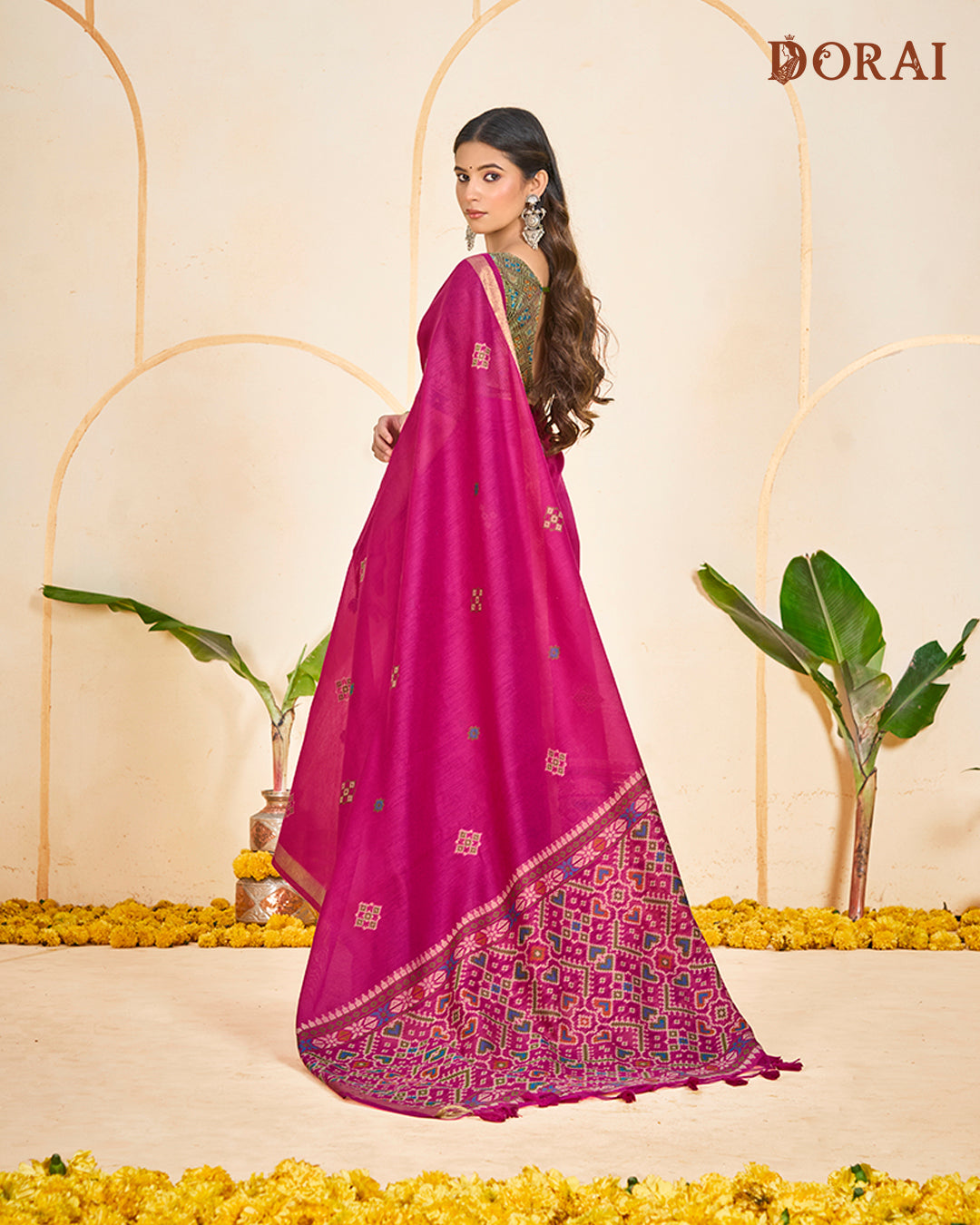 Vibrant Fuchsia Zari Jamdani Muga Cotton Saree | Bengal Woven Patola Pallu