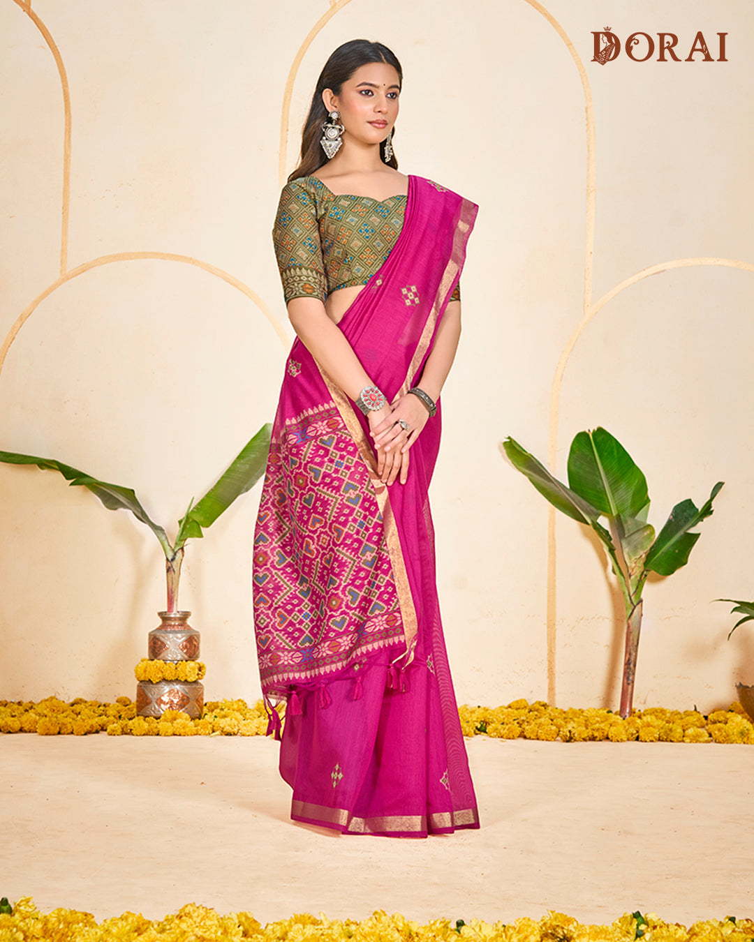 Vibrant Fuchsia Zari Jamdani Muga Cotton Saree | Bengal Woven Patola Pallu