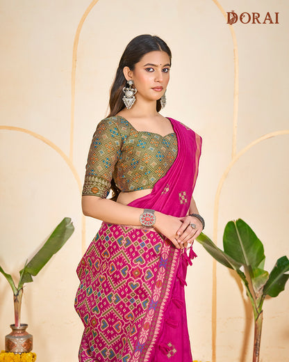 Vibrant Fuchsia Zari Jamdani Muga Cotton Saree | Bengal Woven Patola Pallu