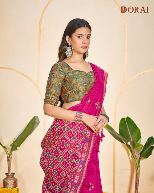 Vibrant Fuchsia Zari Jamdani Muga Cotton Saree | Bengal Woven Patola Pallu