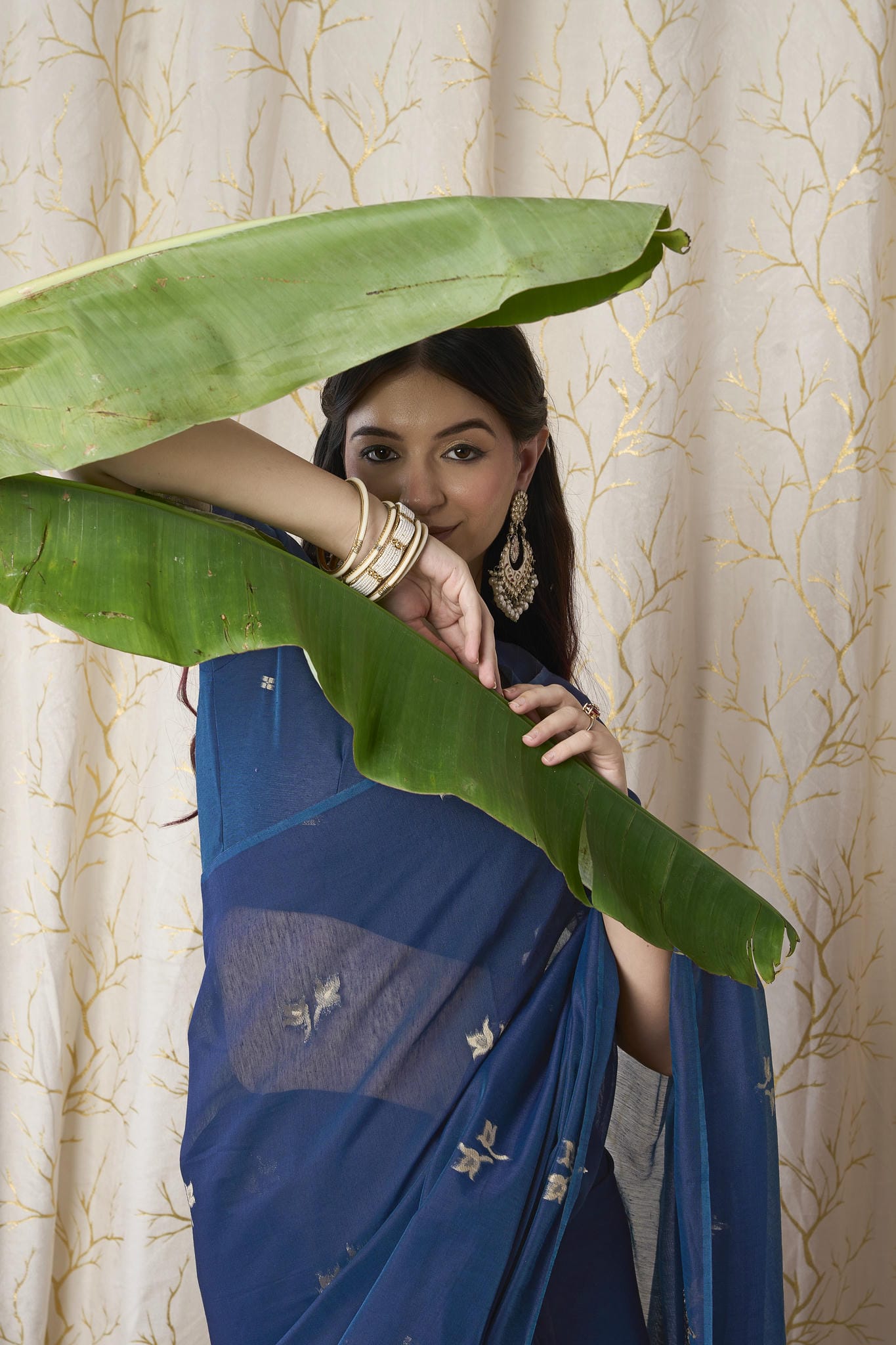 Indigo Blue Linen-Cotton Jamdani Saree with Floral Motifs