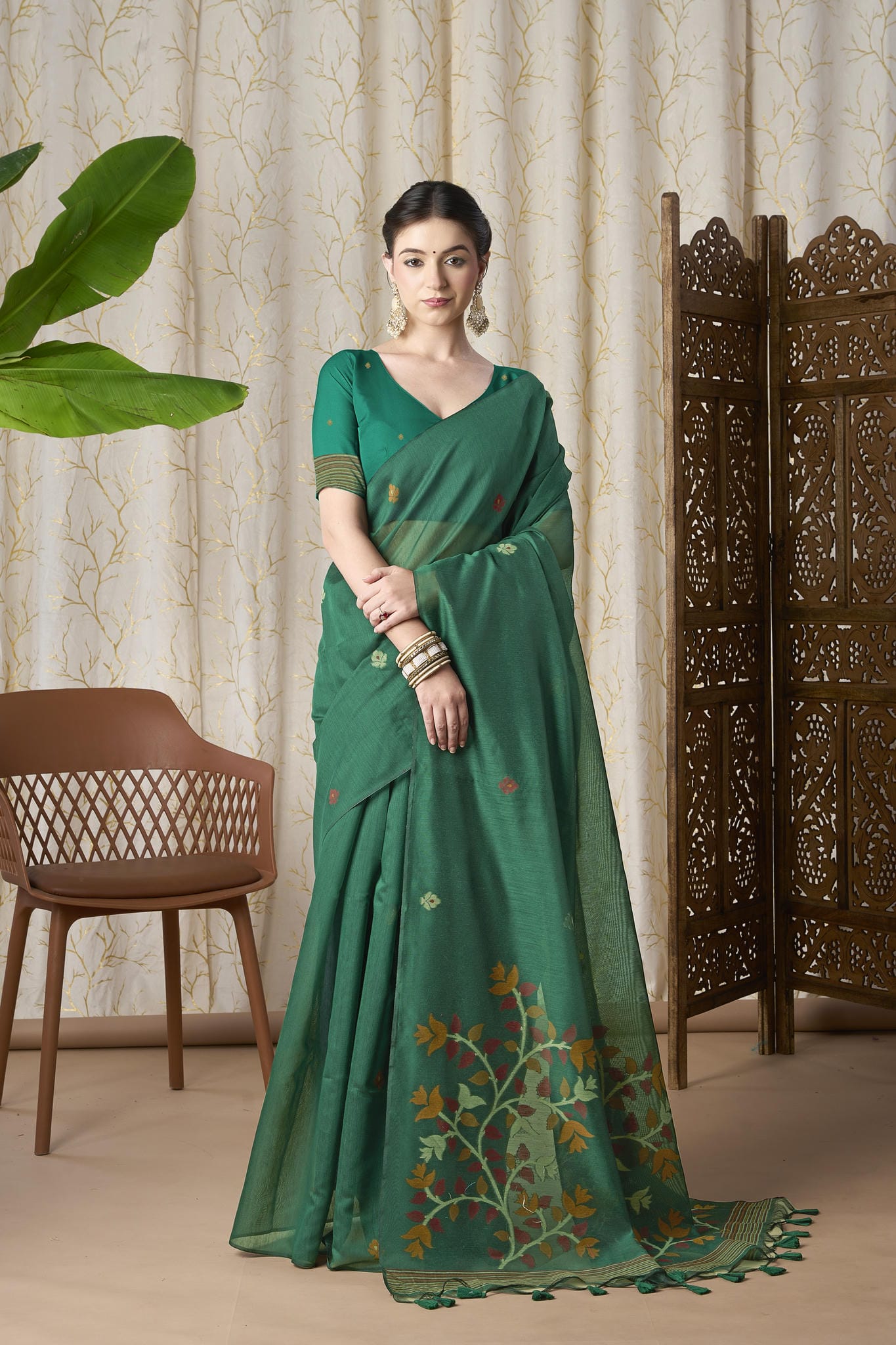 Emerald Green Linen-Cotton Jamdani Saree with Woven Motifs