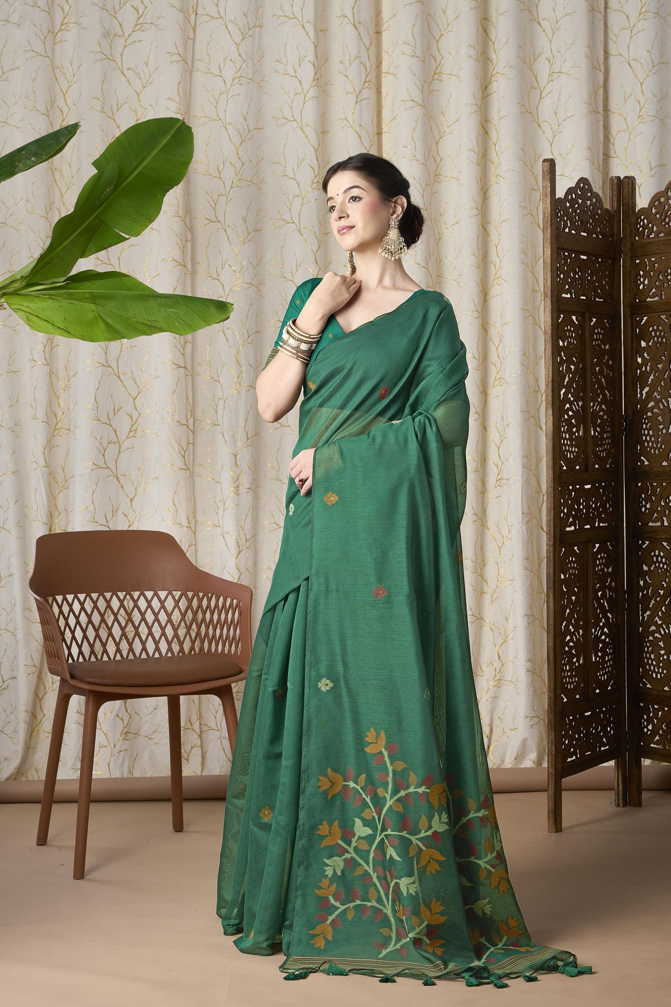 Emerald Green Linen-Cotton Jamdani Saree with Woven Motifs