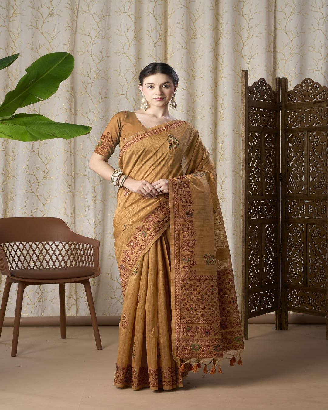 Mustard Yellow Linen-Cotton Jamdani Saree with Ethnic Motifs and Jamdani Weave,resham Border And Pallu