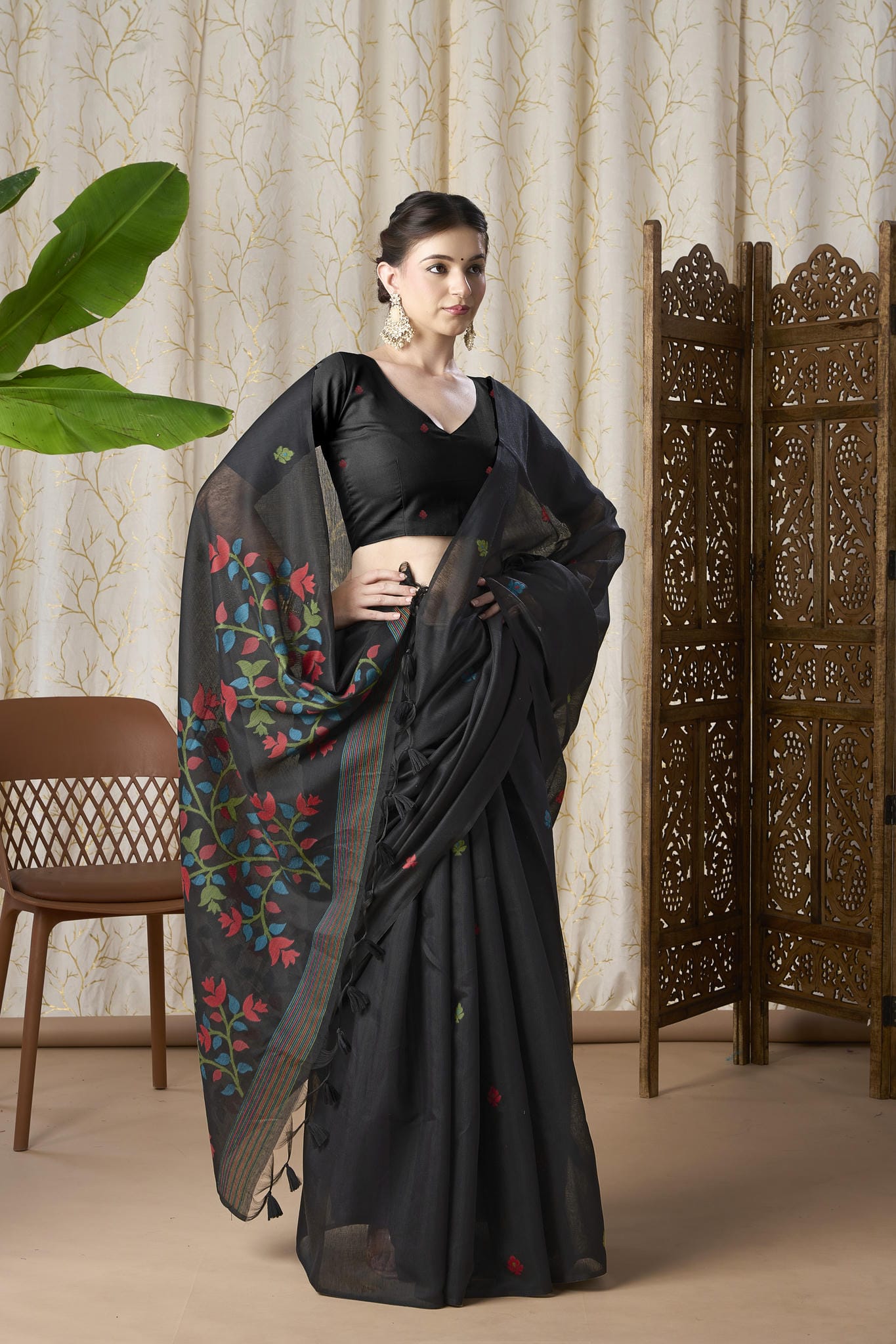 Midnight Black Linen-Cotton Jamdani Saree with Woven Floral Pallu