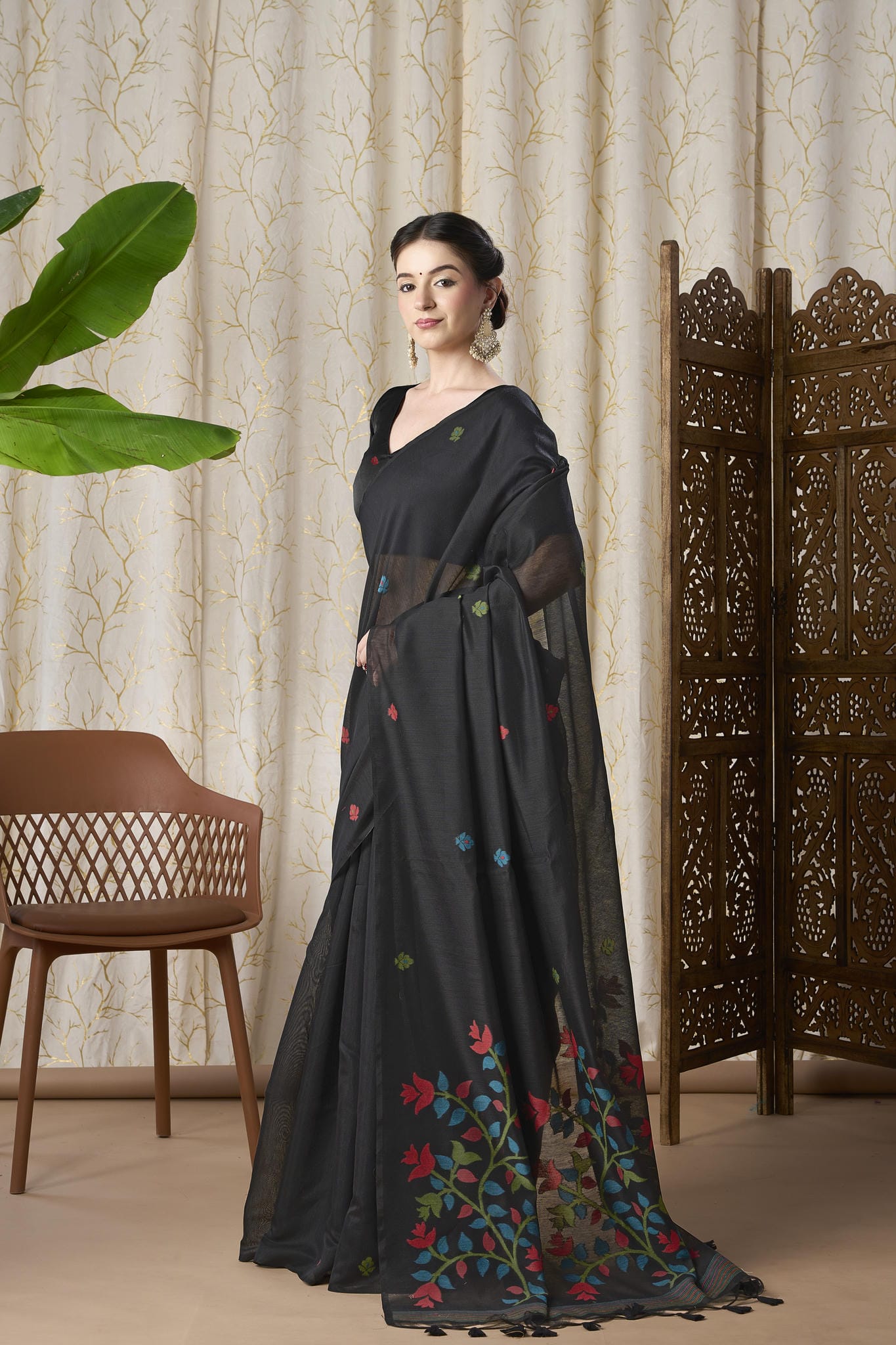 Midnight Black Linen-Cotton Jamdani Saree with Woven Floral Pallu