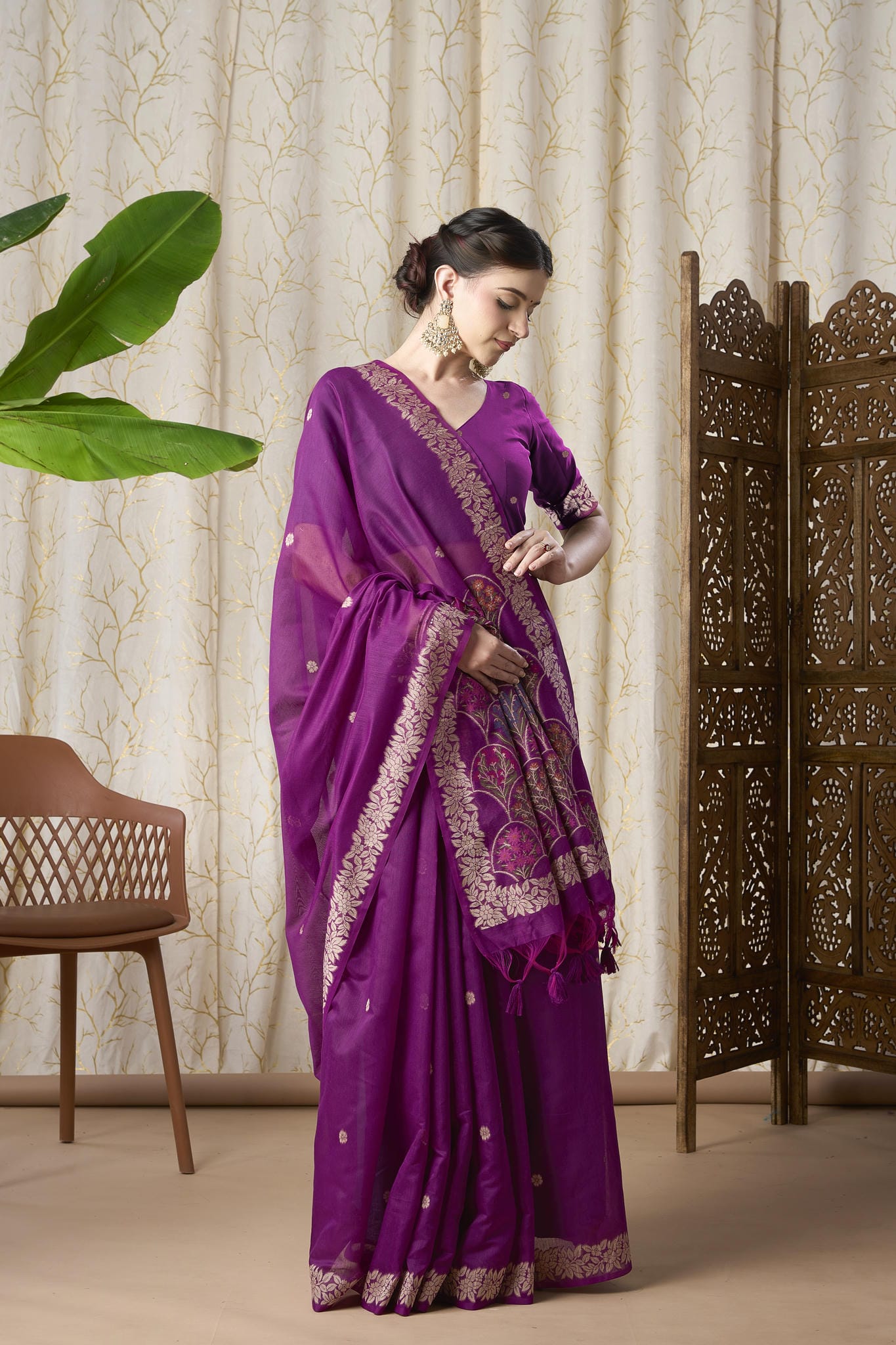 Royal Purple Linen-Cotton Jamdani Saree with Woven Pallu